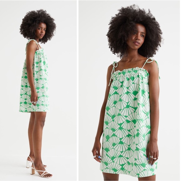 Seashell Print Strappy Green & White Sun Dress Smocked Ruffled Stretchy H&M XXL - Picture 10 of 10